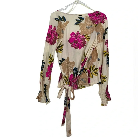 Billabong Women’s M Daisy Wrap Long Sleeve Surplice Top - Picture 2 of 12